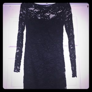 Size 6 Black lace long-sleeved dress
